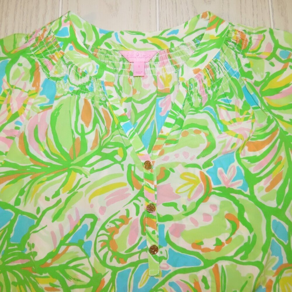 LILLY PULITZER Elsa Silk Top Elephant Ears Green Long Sleeve 1/3 Button Small - Picture 8 of 11